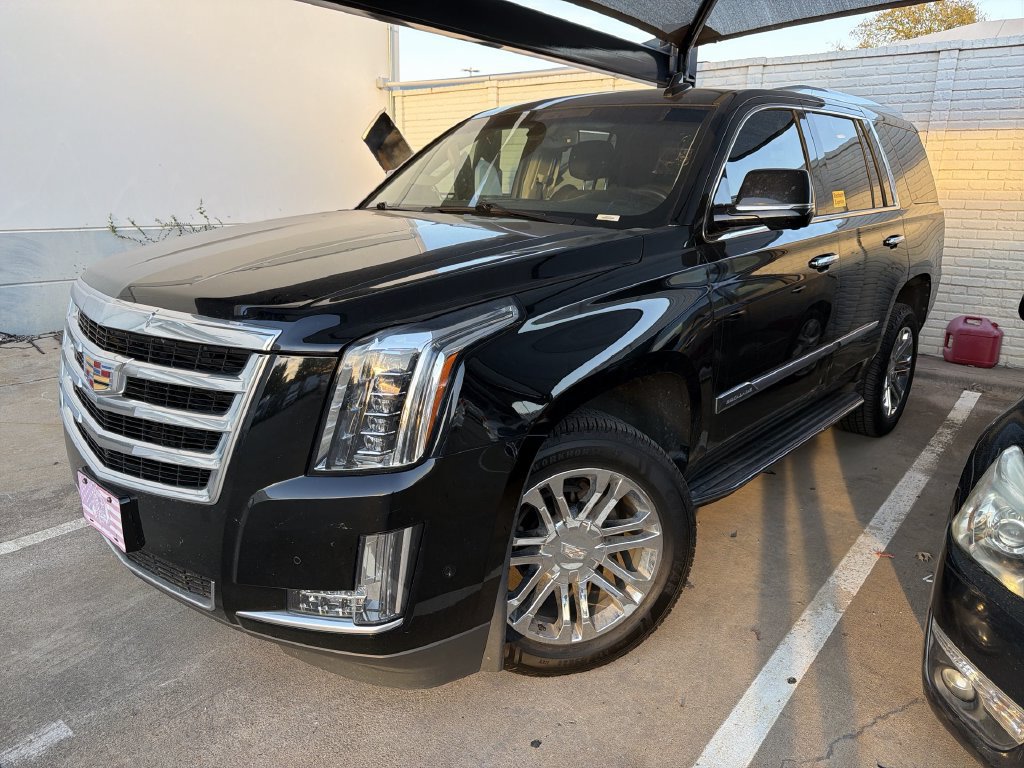 Used 2020 Cadillac Escalade 2WD image 1