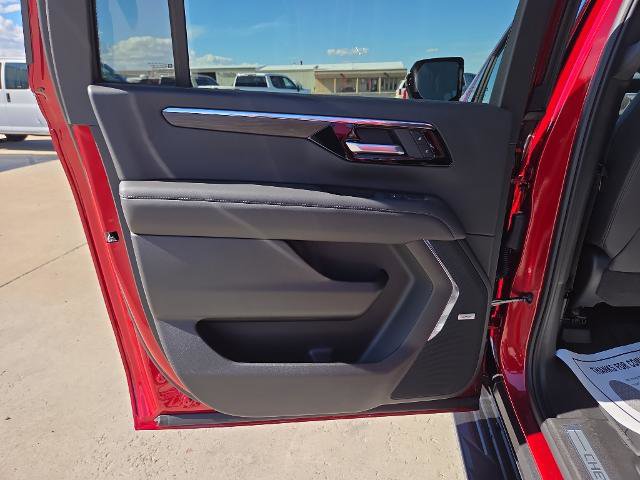 New 2026 Chevrolet Suburban LT image 16