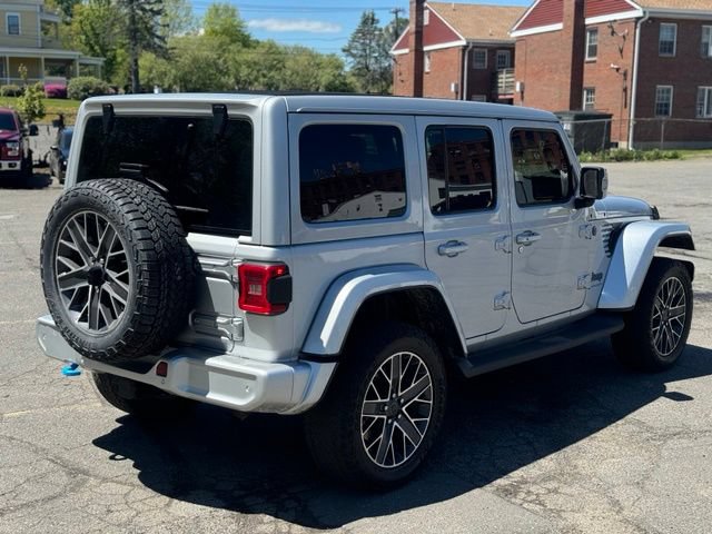 Used 2024 Jeep Wrangler High Altitude AWD/4WD image 5