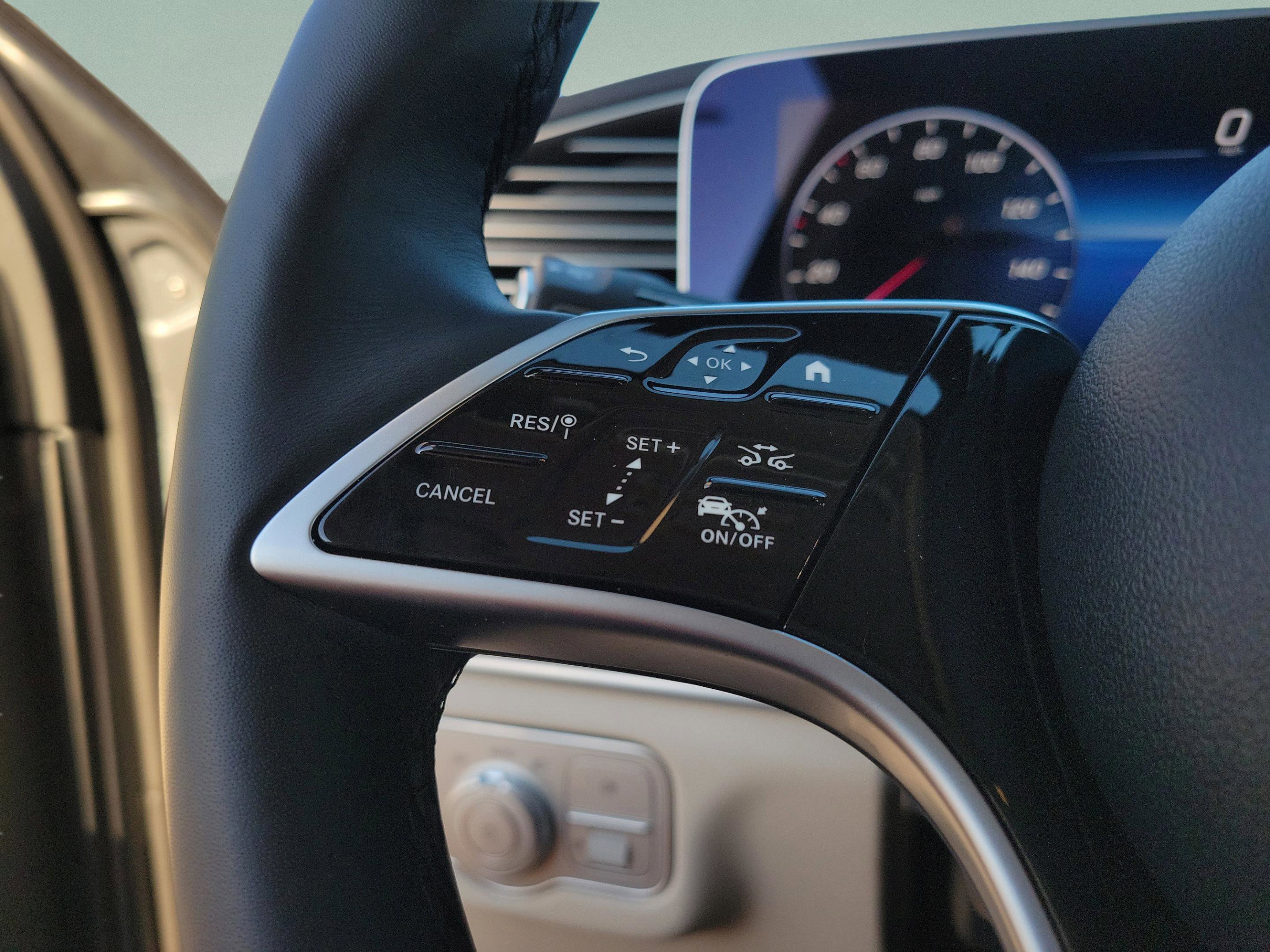 Certified 2026 Mercedes-Benz GLE 450 4MATIC image 30