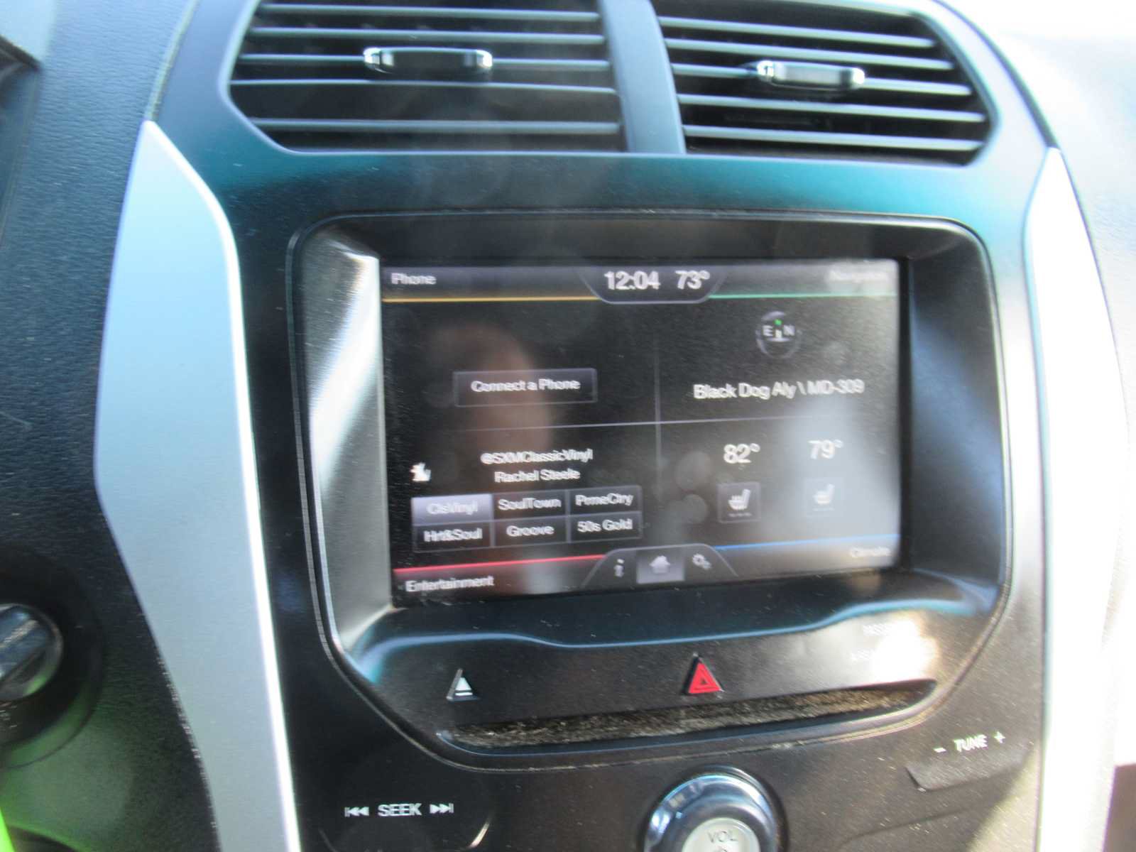 Used 2014 Ford Explorer XLT w/ Equipment Group 202A FWD image 26