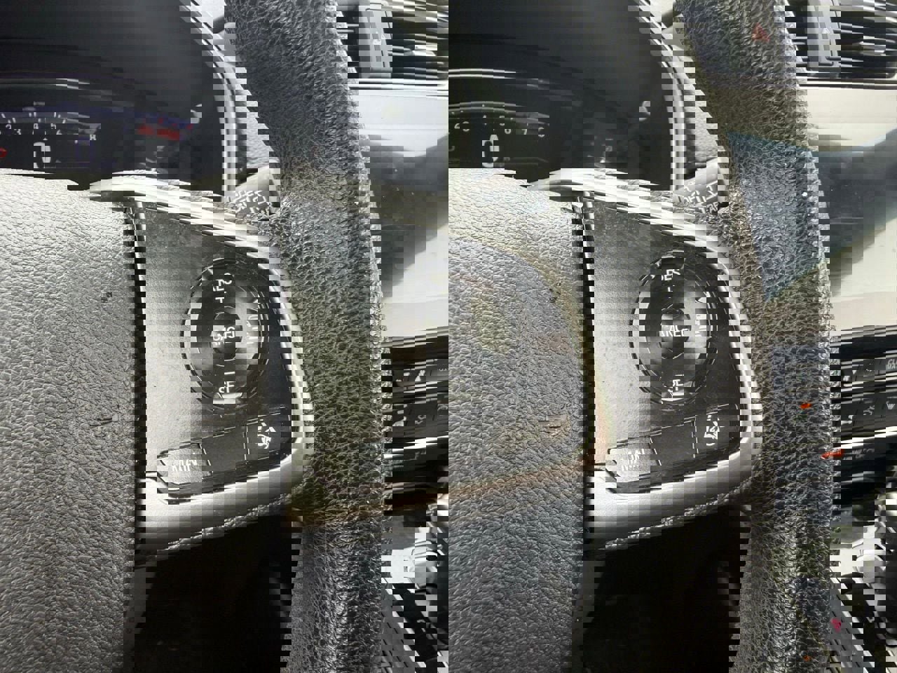 Used 2019 Honda CR-V EX image 14