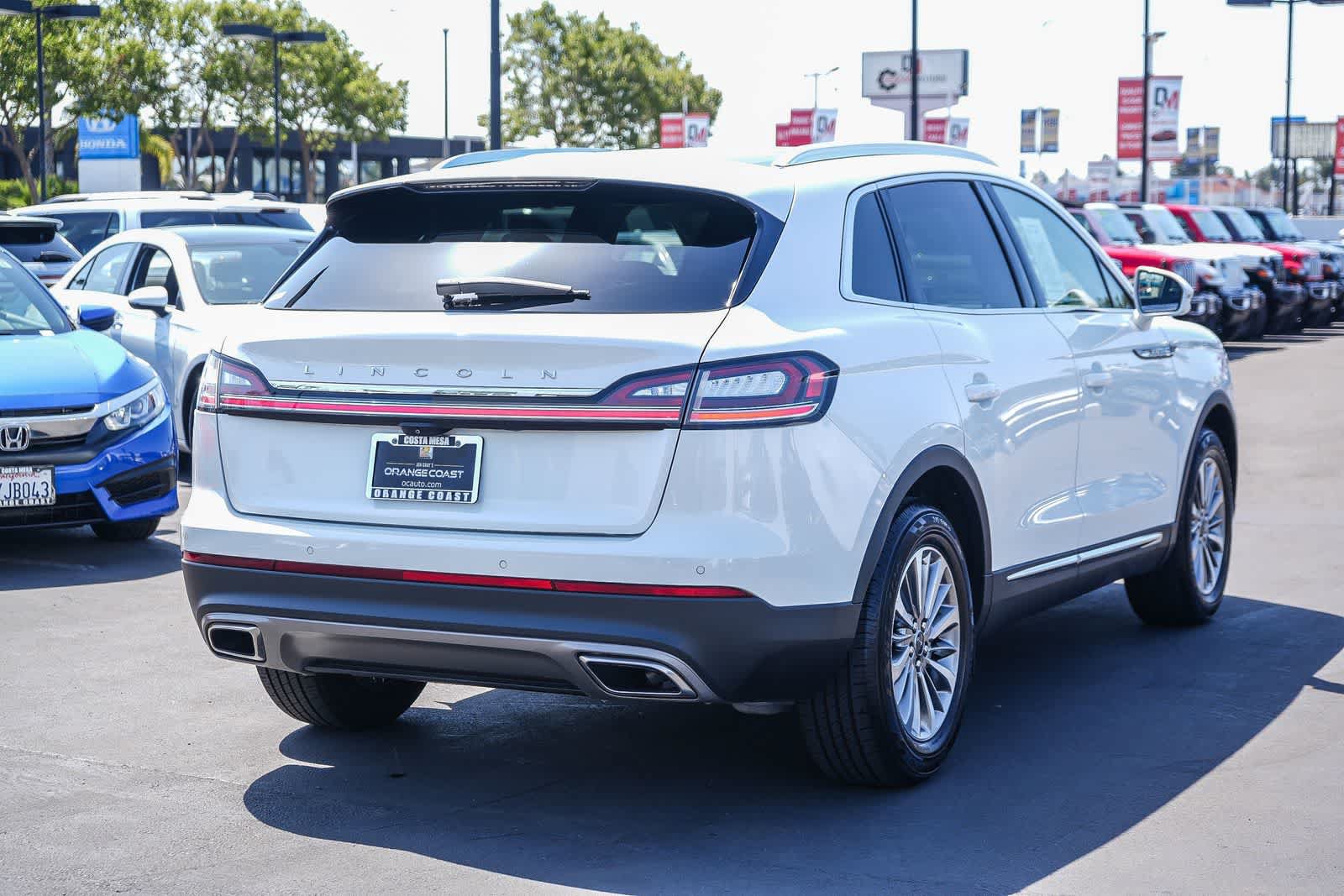Used 2022 Lincoln Nautilus Reserve w/ Luxury Package FWD image 6