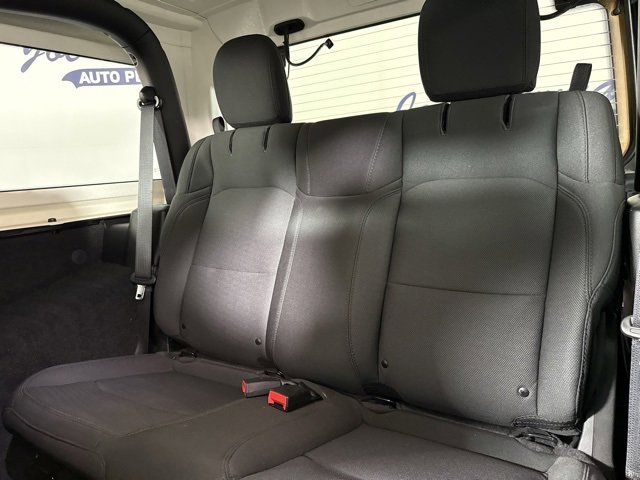 Used 2021 Jeep Wrangler Sport image 13
