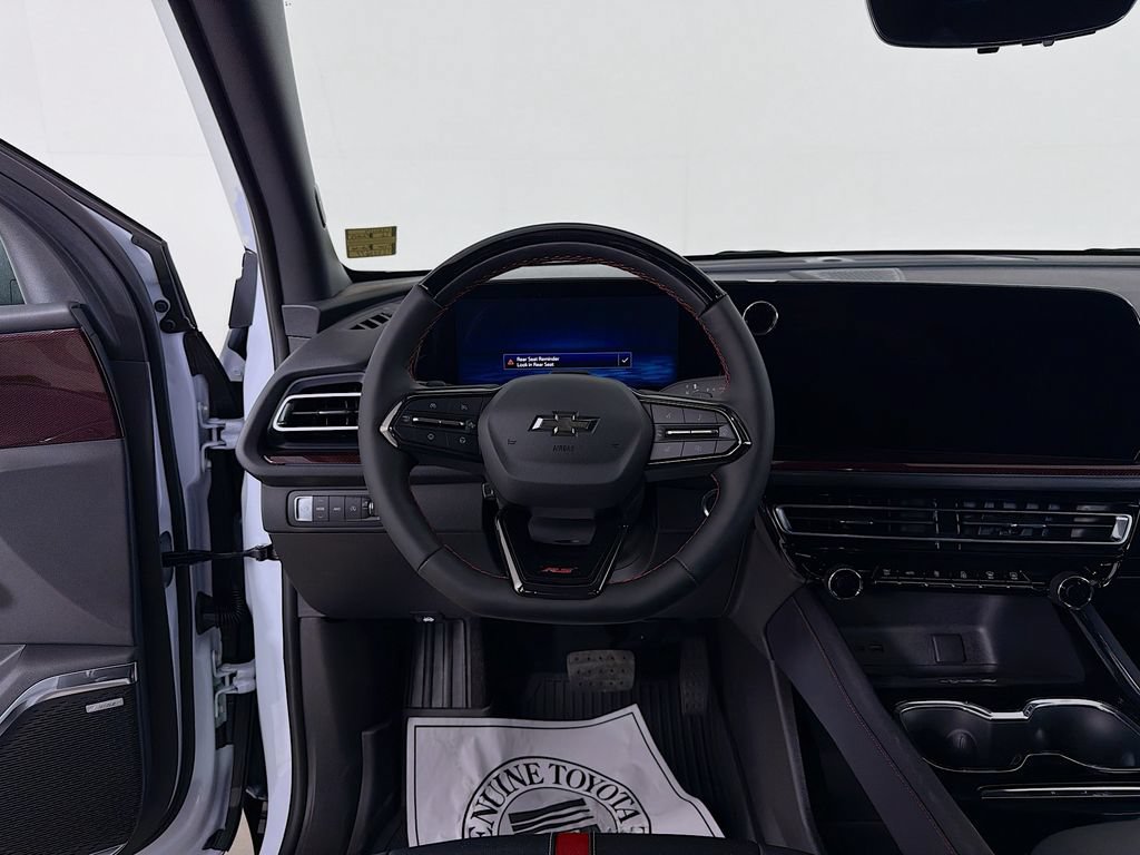New 2026 Chevrolet Traverse RS w/ LPO, Floor Liner Package AWD/4WD image 19