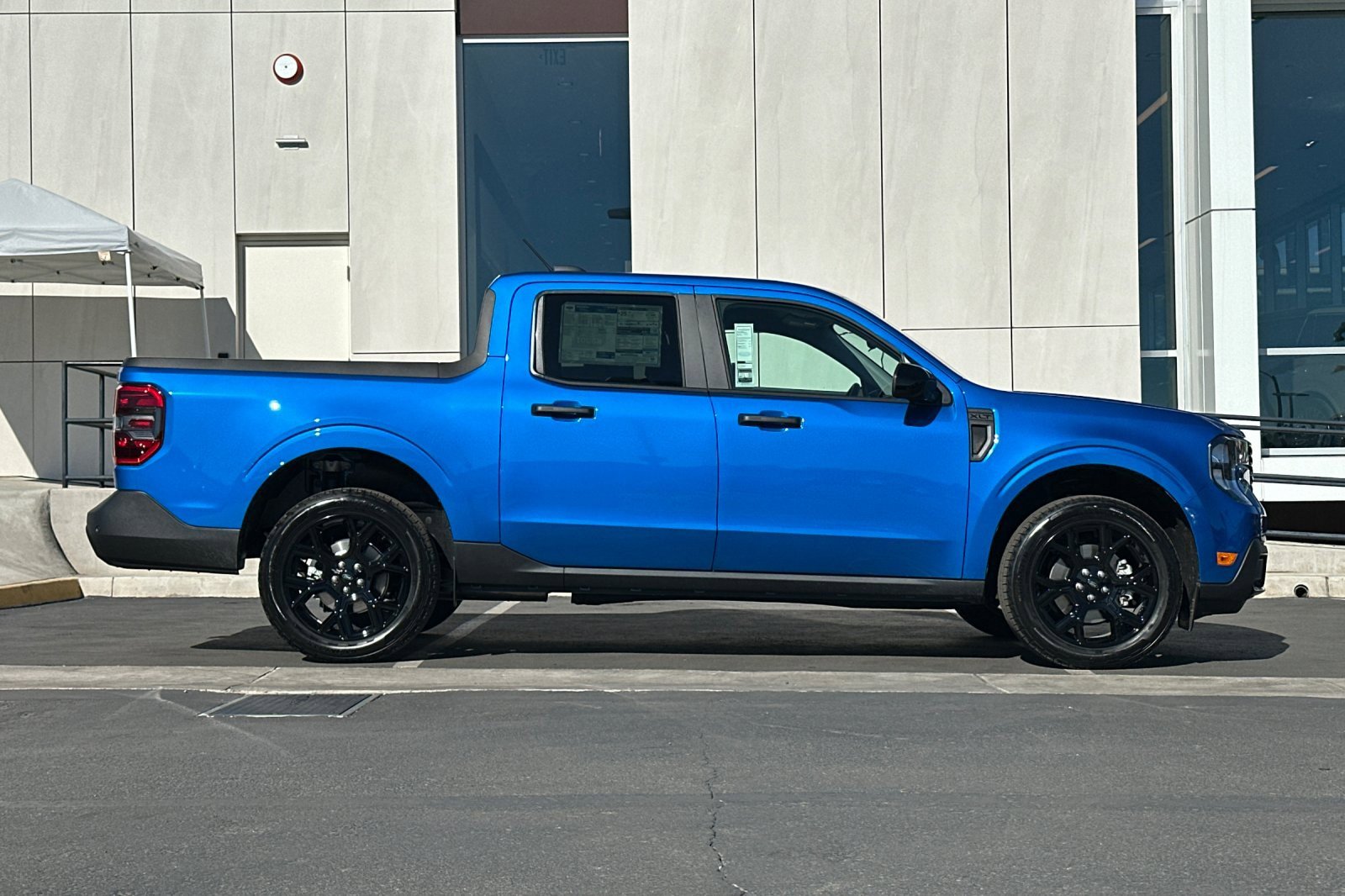 New 2025 Ford Maverick XLT w/ XLT Luxury Package image 2