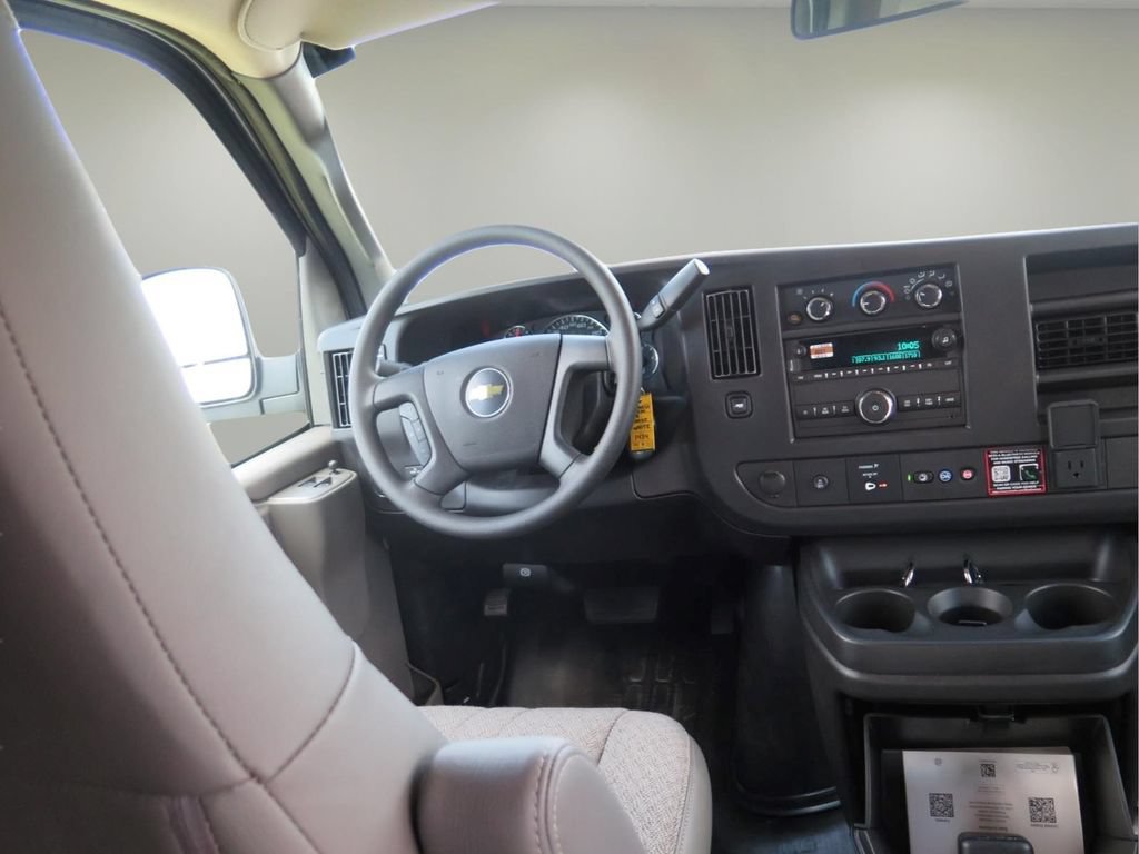 New 2026 Chevrolet Express 2500 Extended w/ Driver Convenience Package RWD image 21