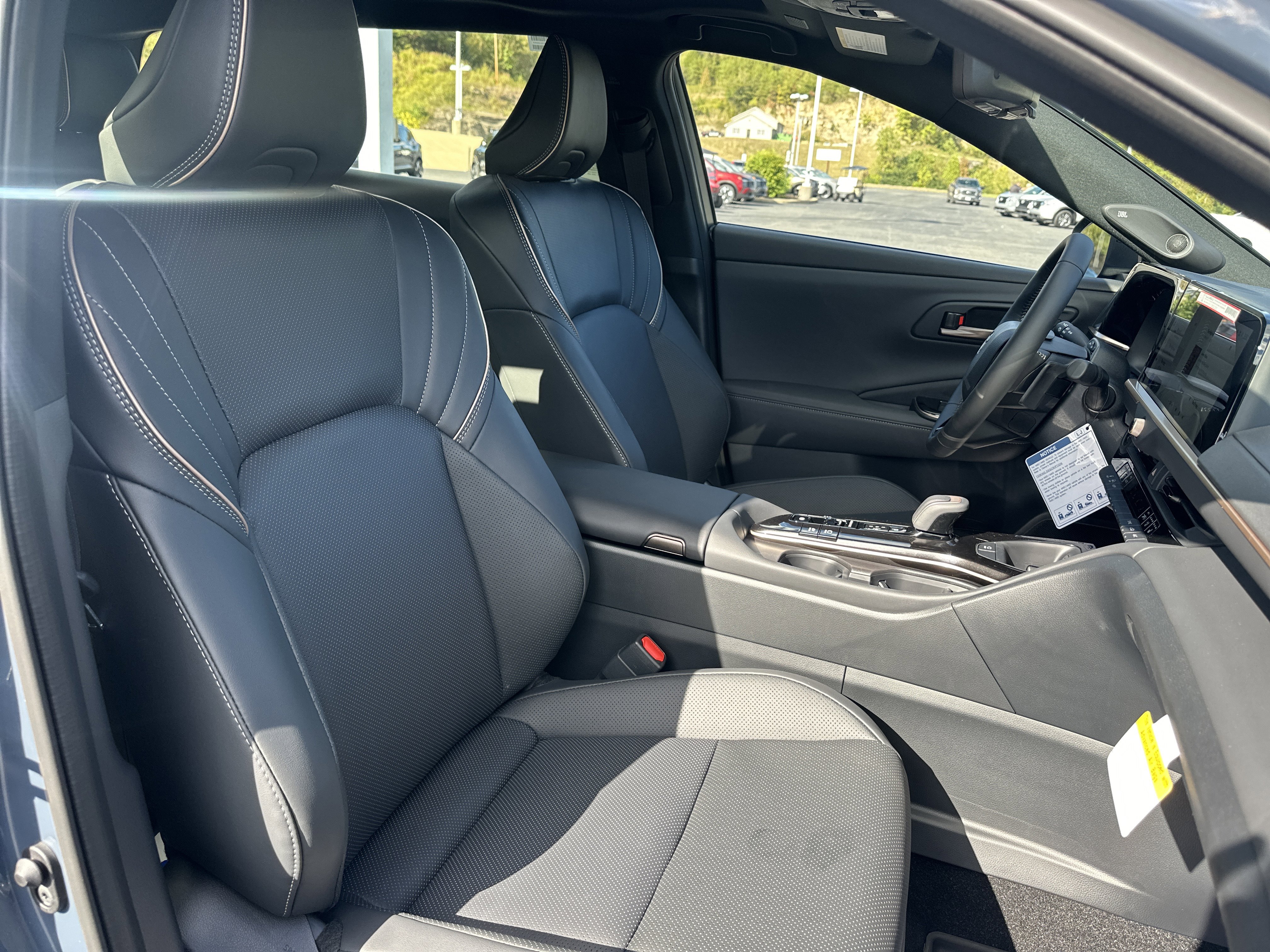 New 2025 Toyota Crown Signia image 28