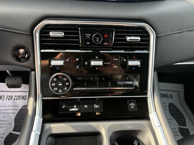 Used 2025 Nissan Armada SL w/ Captain's Chari Seat Package AWD/4WD image 18