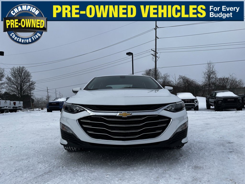 Used 2022 Chevrolet Malibu LT image 4