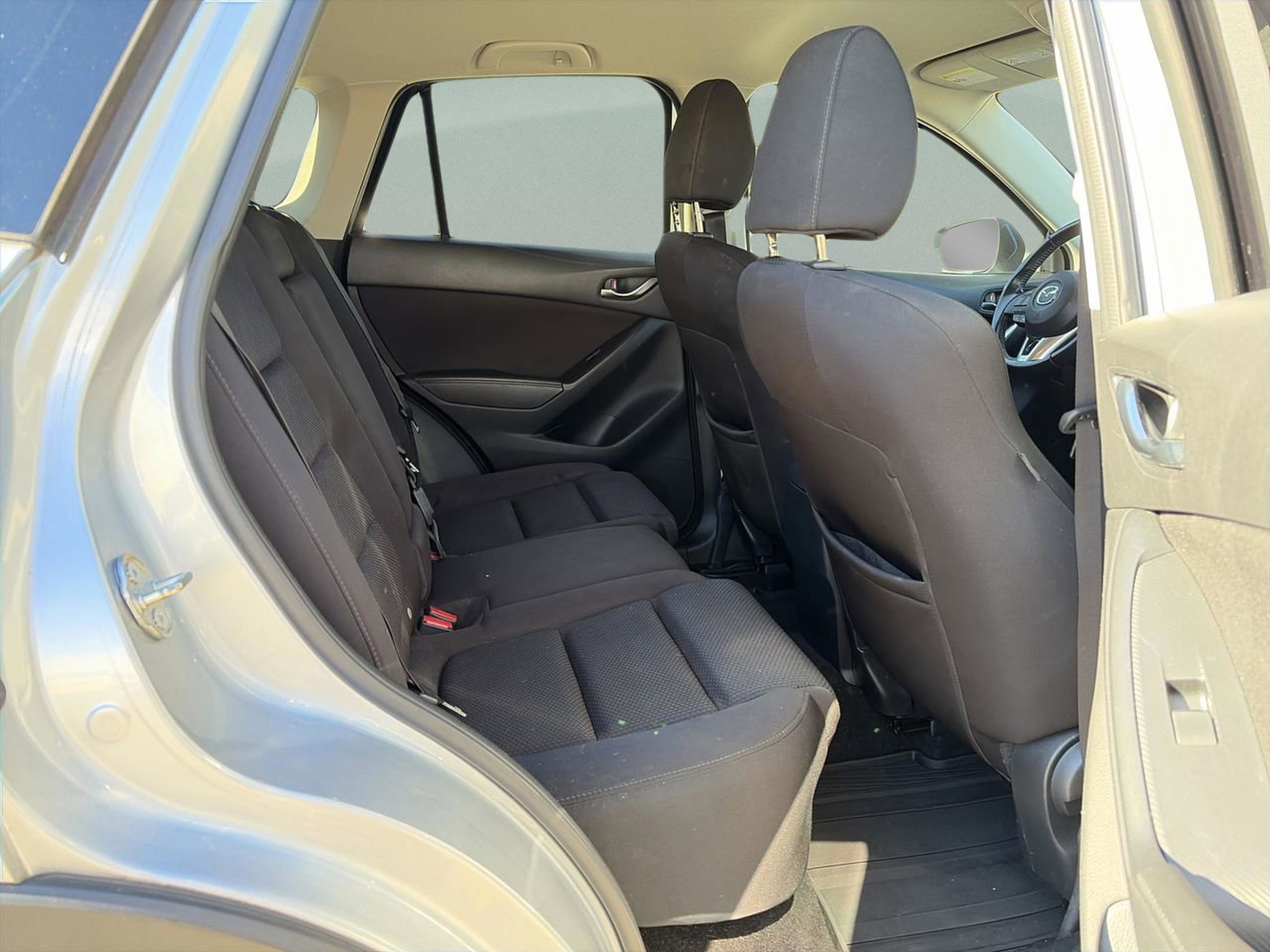 Used 2016 MAZDA CX-5 Touring image 18