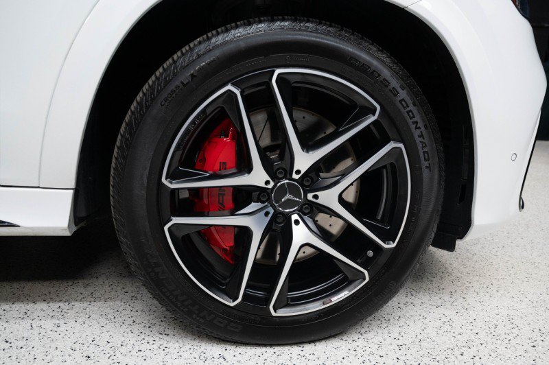 Used 2025 Mercedes-Benz GLE 63 AMG S image 12