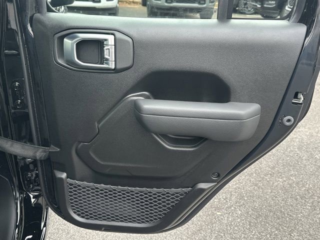 New 2026 Jeep Gladiator Sport AWD/4WD image 19