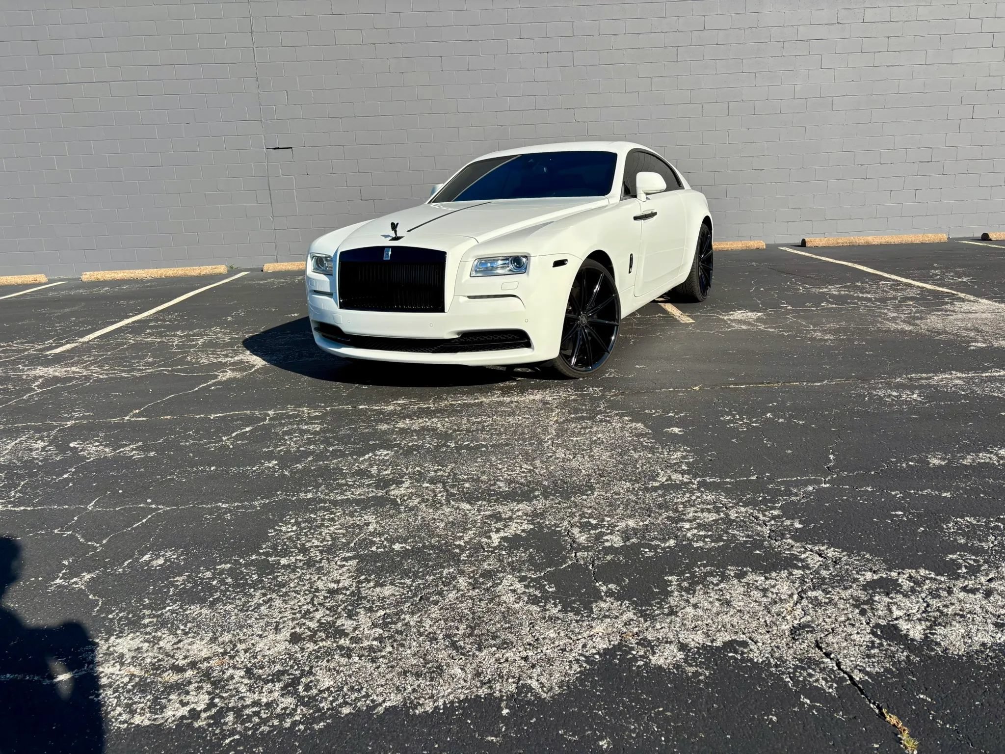 Used 2016 Rolls-Royce Wraith RWD image 25