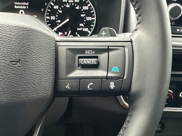 Used 2026 Nissan Rogue SV AWD/4WD image 39