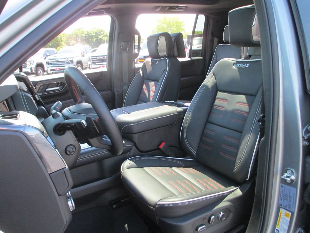 Certified 2025 GMC Yukon XL AT4 Ultimate AWD/4WD image 23