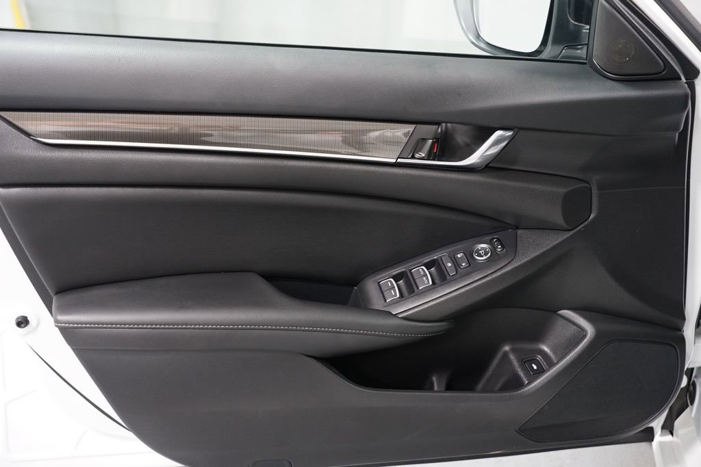 Used 2022 Honda Accord Sport image 28