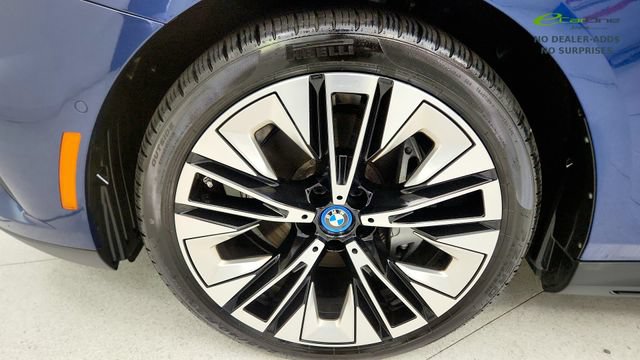 Used 2025 BMW i5 eDrive40i RWD image 77