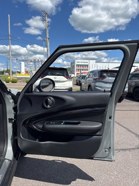 Used 2019 MINI Cooper Clubman ALL4 w/ Signature Upholstery Package AWD/4WD image 14