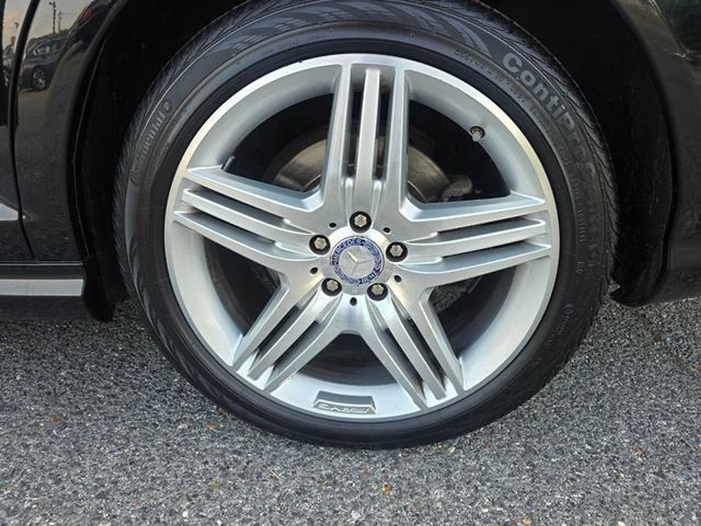 Used 2013 Mercedes-Benz S 550 4MATIC image 24