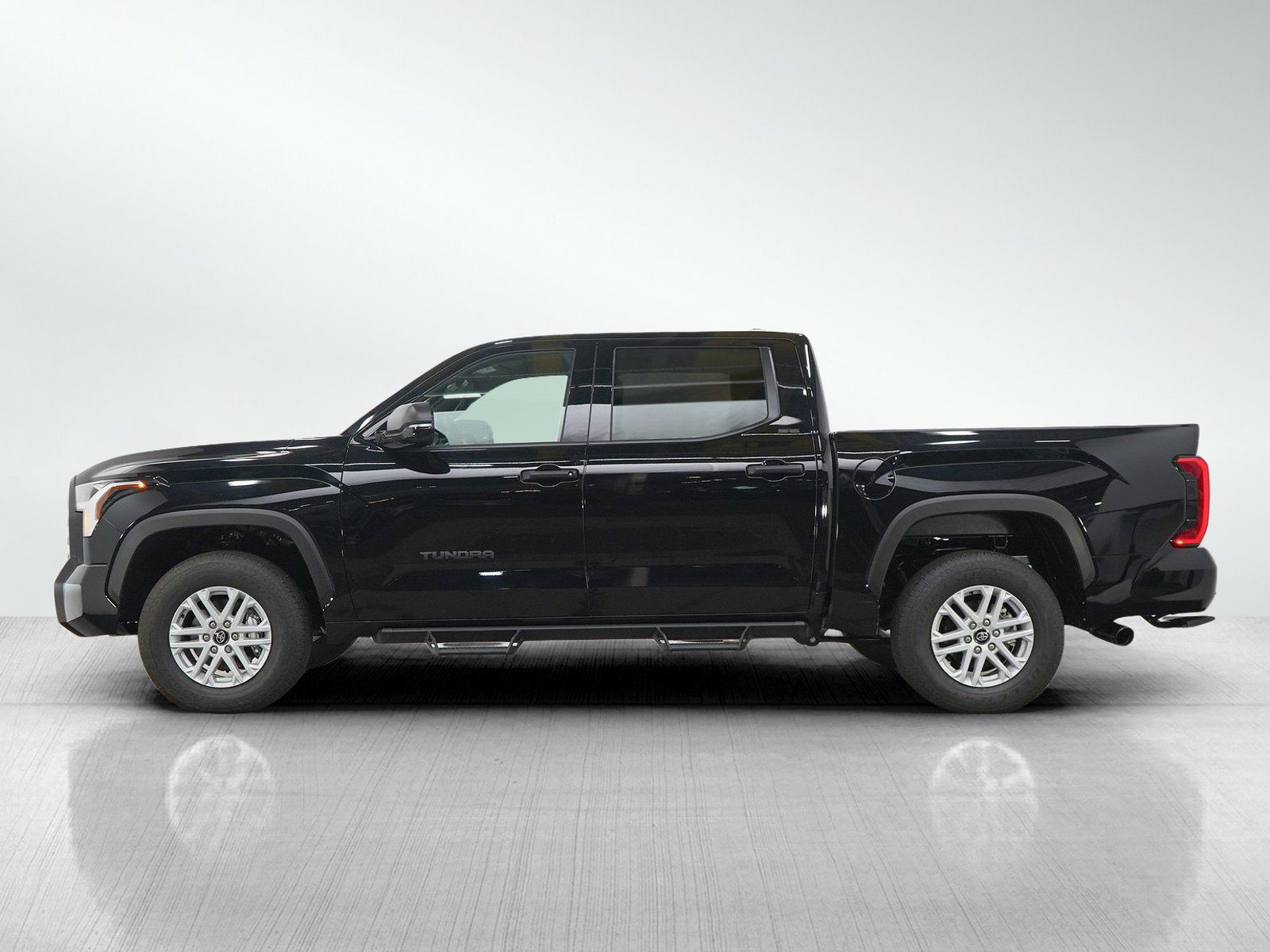 Used 2026 Toyota Tundra SR5 w/ SR5 Convenience Package AWD/4WD image 2