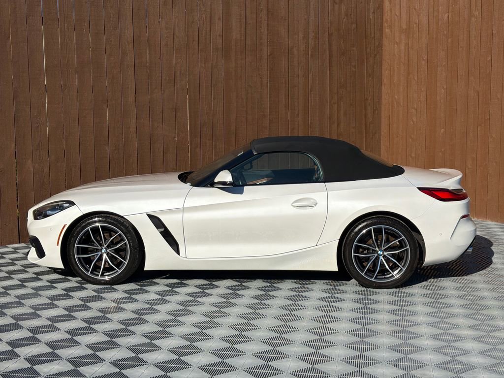 Used 2022 BMW Z4 sDrive30i w/ Premium Package image 13