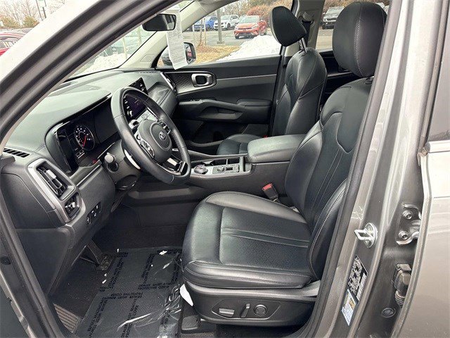Used 2021 Kia Sorento EX image 14