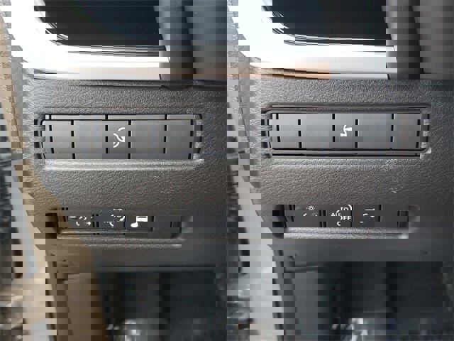 Used 2025 Nissan Rogue SV w/ Rock Creek Premium Package image 28