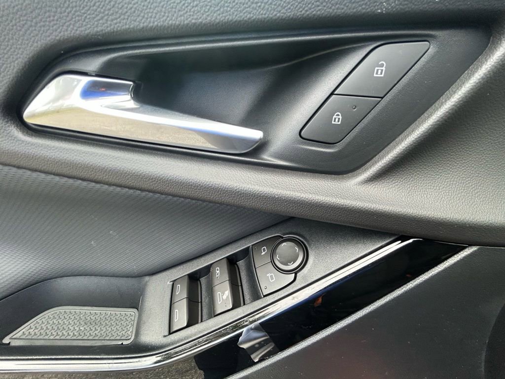 New 2026 Chevrolet Equinox LT w/ Midnight Edition image 30