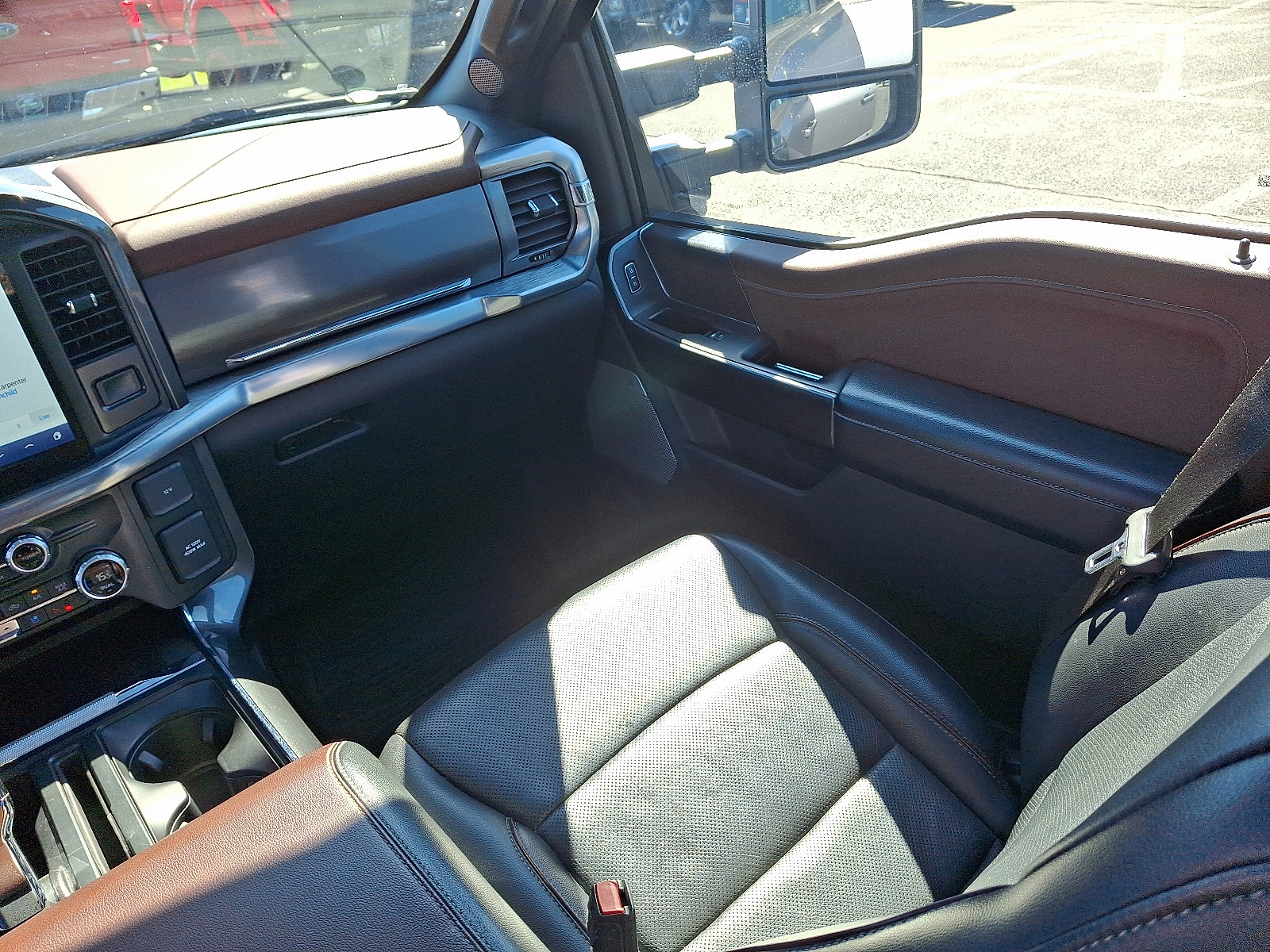 Used 2021 Ford F150 Lariat w/ Equipment Group 502A High image 16