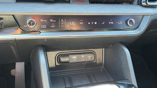 Used 2023 Kia Sportage X-Line w/ X-Line Premium Package AWD/4WD image 19