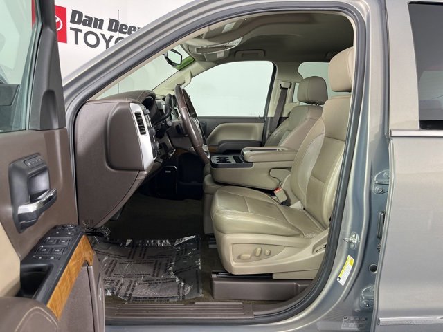 Used 2017 GMC Sierra 1500 SLT w/ SLT Premium Package image 3