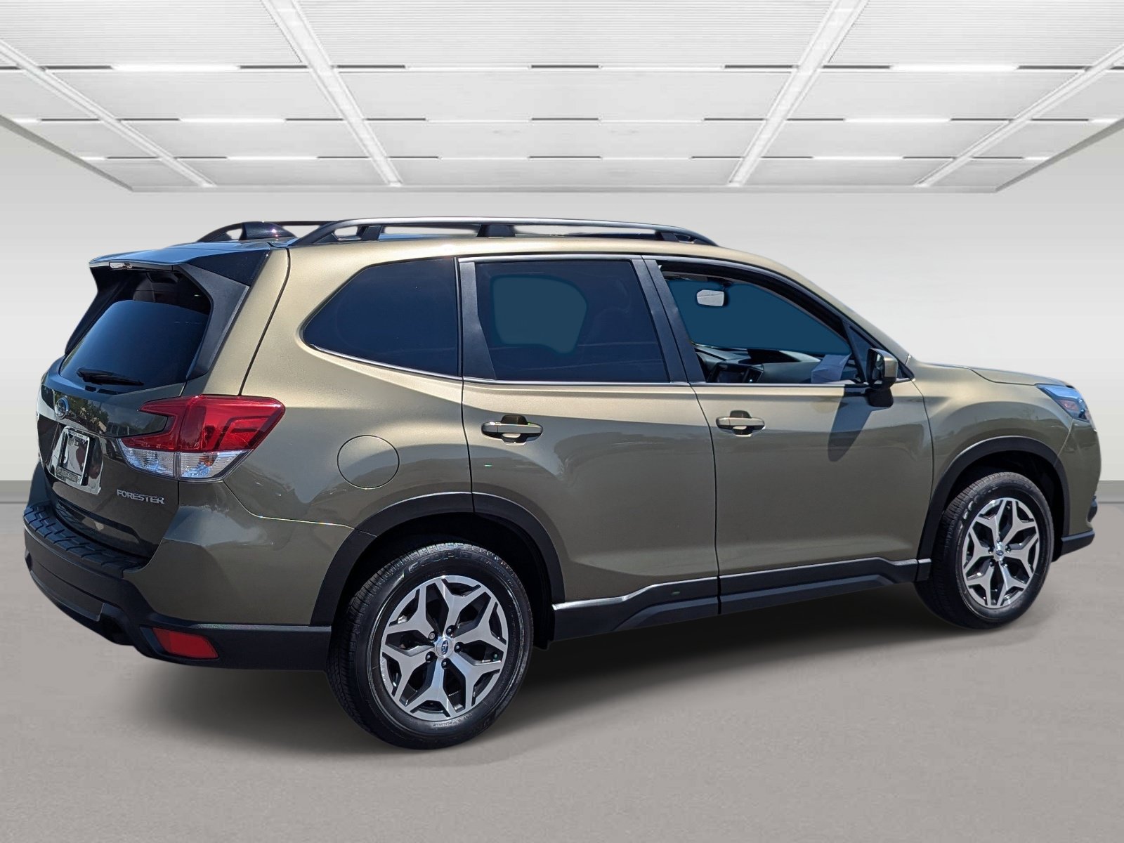 Certified 2024 Subaru Forester Premium image 5