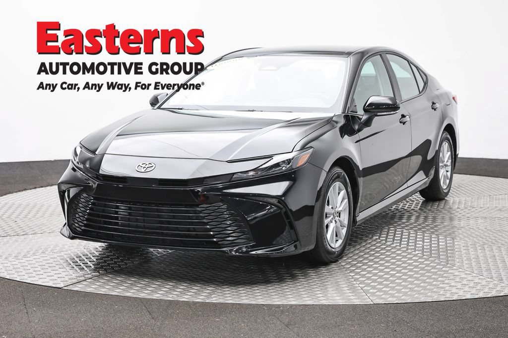 Used 2025 Toyota Camry LE FWD video 1