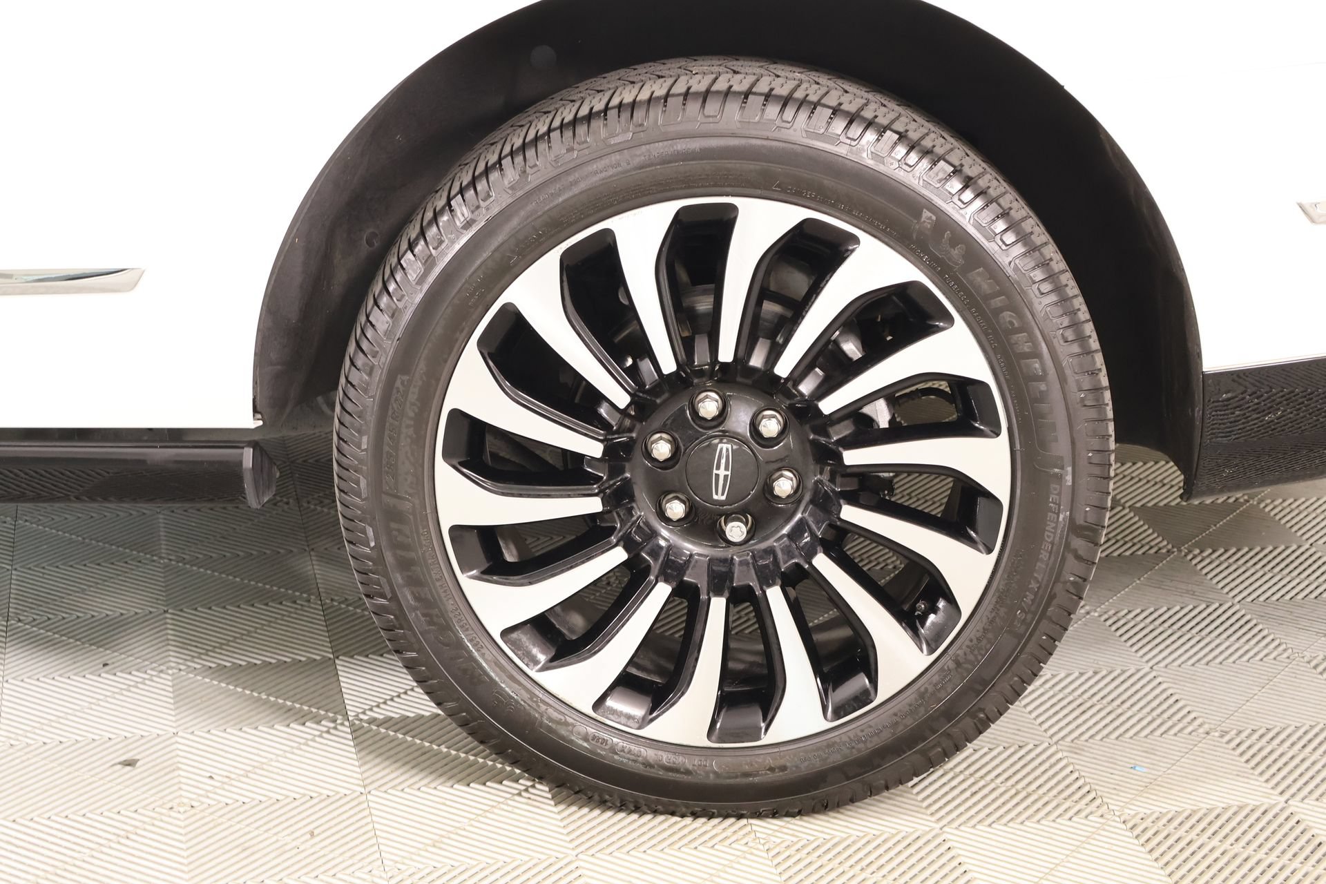 Used 2024 Lincoln Navigator Black Label AWD/4WD image 21