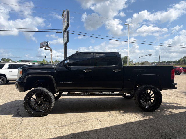 Used 2015 GMC Sierra 1500 SLT w/ SLT Crew Cab Value Package AWD/4WD image 9