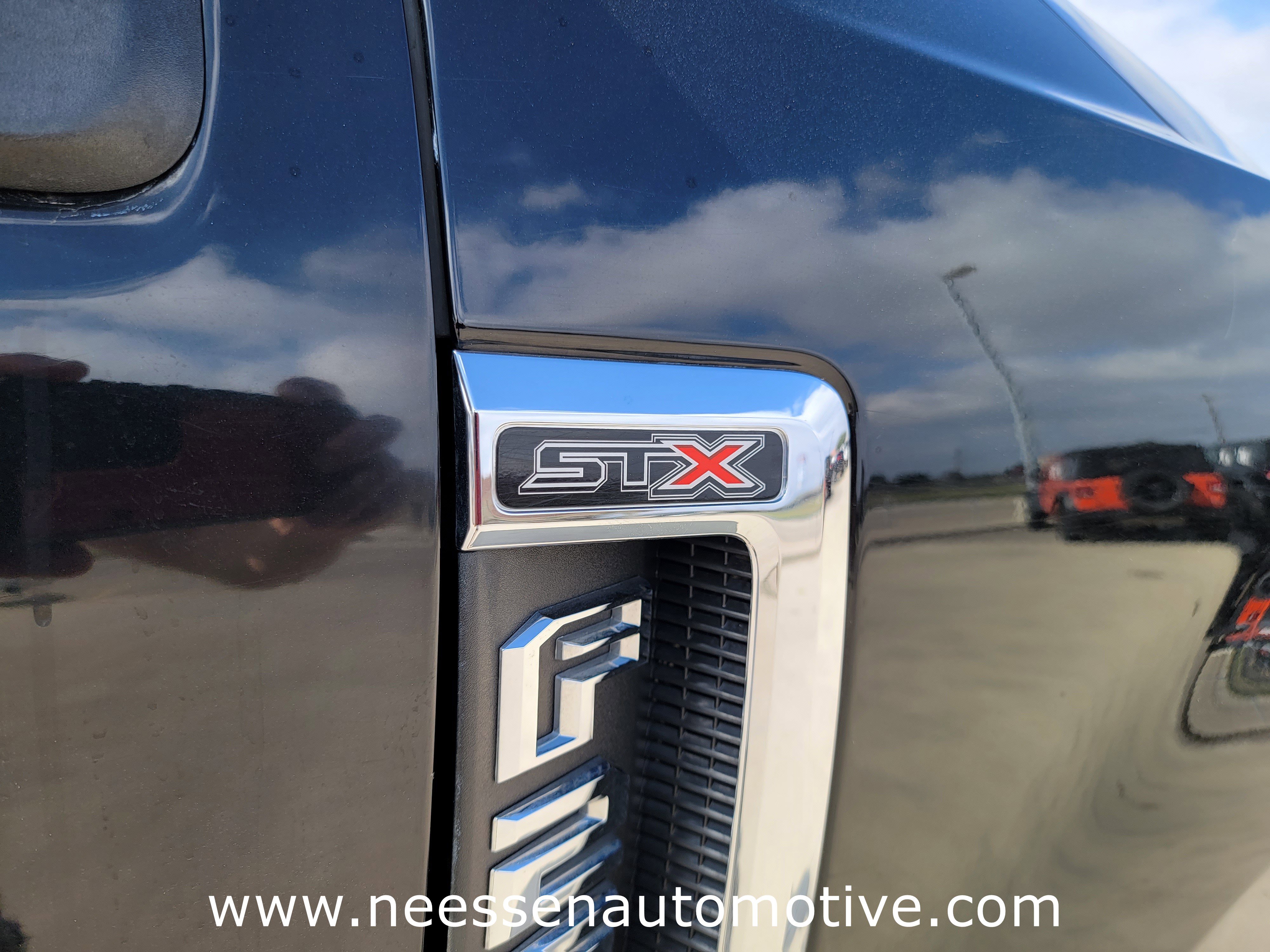 Used 2022 Ford F250 XL w/ STX Appearance Package image 11