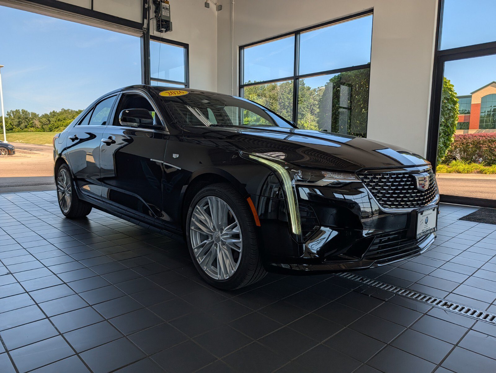 Used 2026 Cadillac CT4 Premium Luxury AWD/4WD image 1