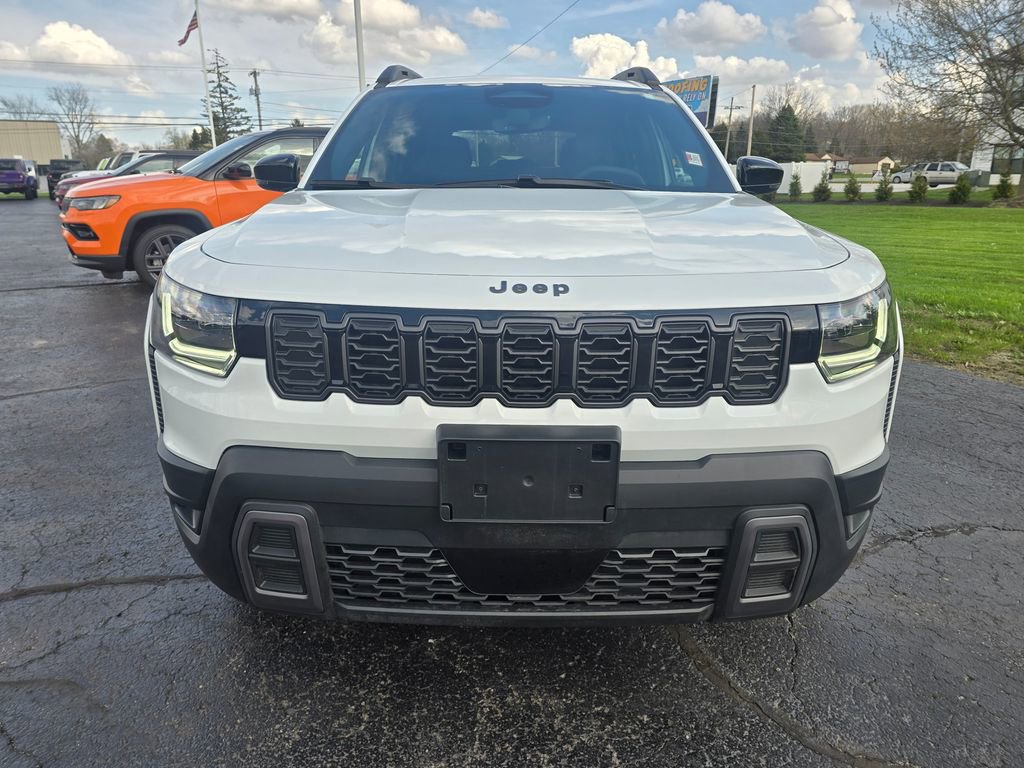 Used 2026 Jeep Cherokee Limited AWD/4WD image 2