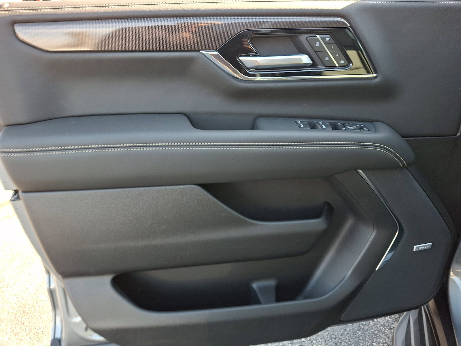 New 2026 GMC Yukon Elevation w/ LPO, Floor Liner Package image 12