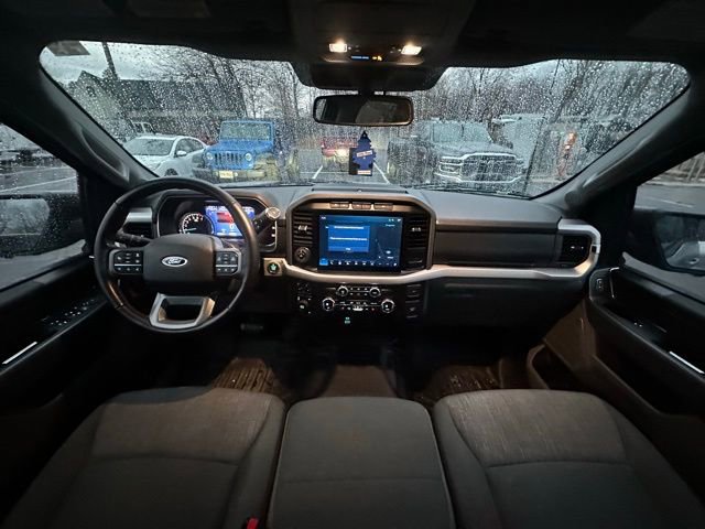 Used 2021 Ford F150 XLT w/ Equipment Group 302A High image 4