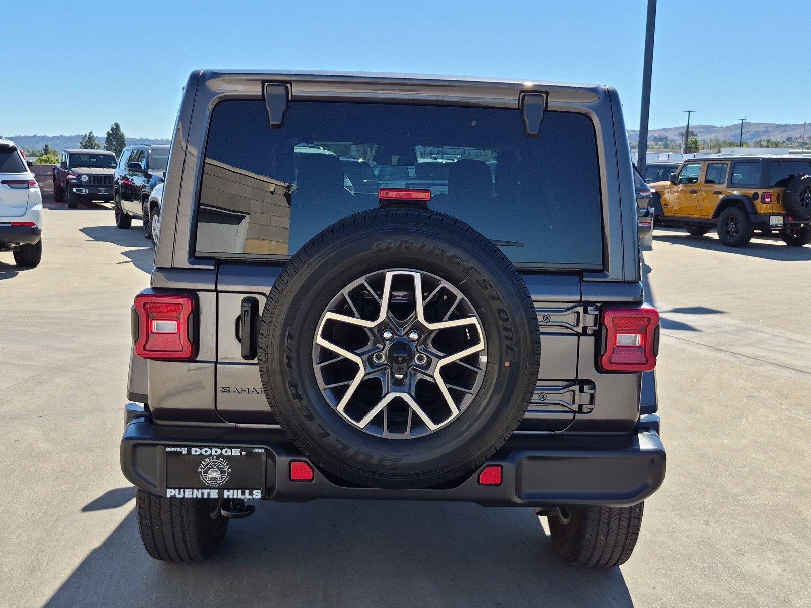Certified 2026 Jeep Wrangler Unlimited Sahara AWD/4WD image 6