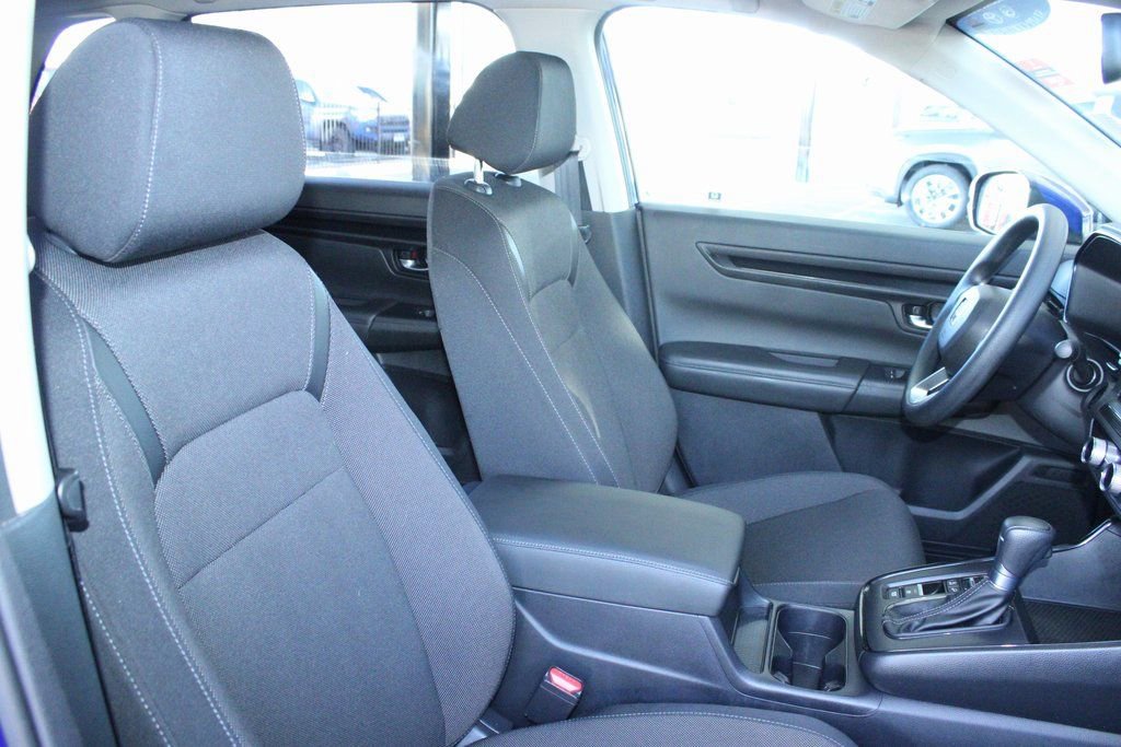 Used 2025 Honda CR-V LX image 39