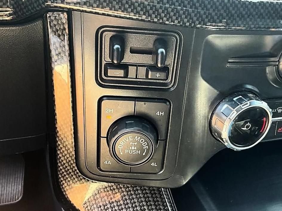 Used 2022 Ford F150 Lariat w/ Equipment Group 502A High AWD/4WD image 25