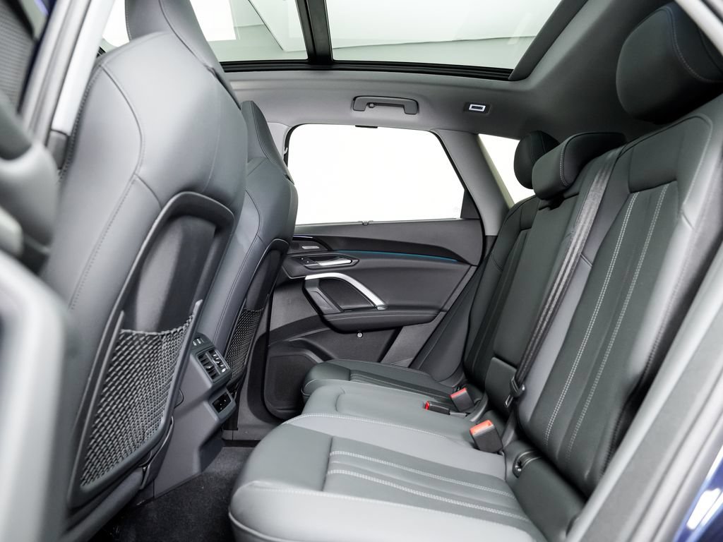 Certified 2025 Audi Q5 Premium w/ Premium Plus AWD/4WD image 22