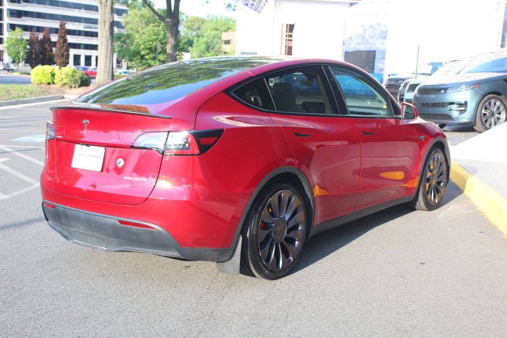 Used 2025 Tesla Model Y Performance AWD/4WD image 2