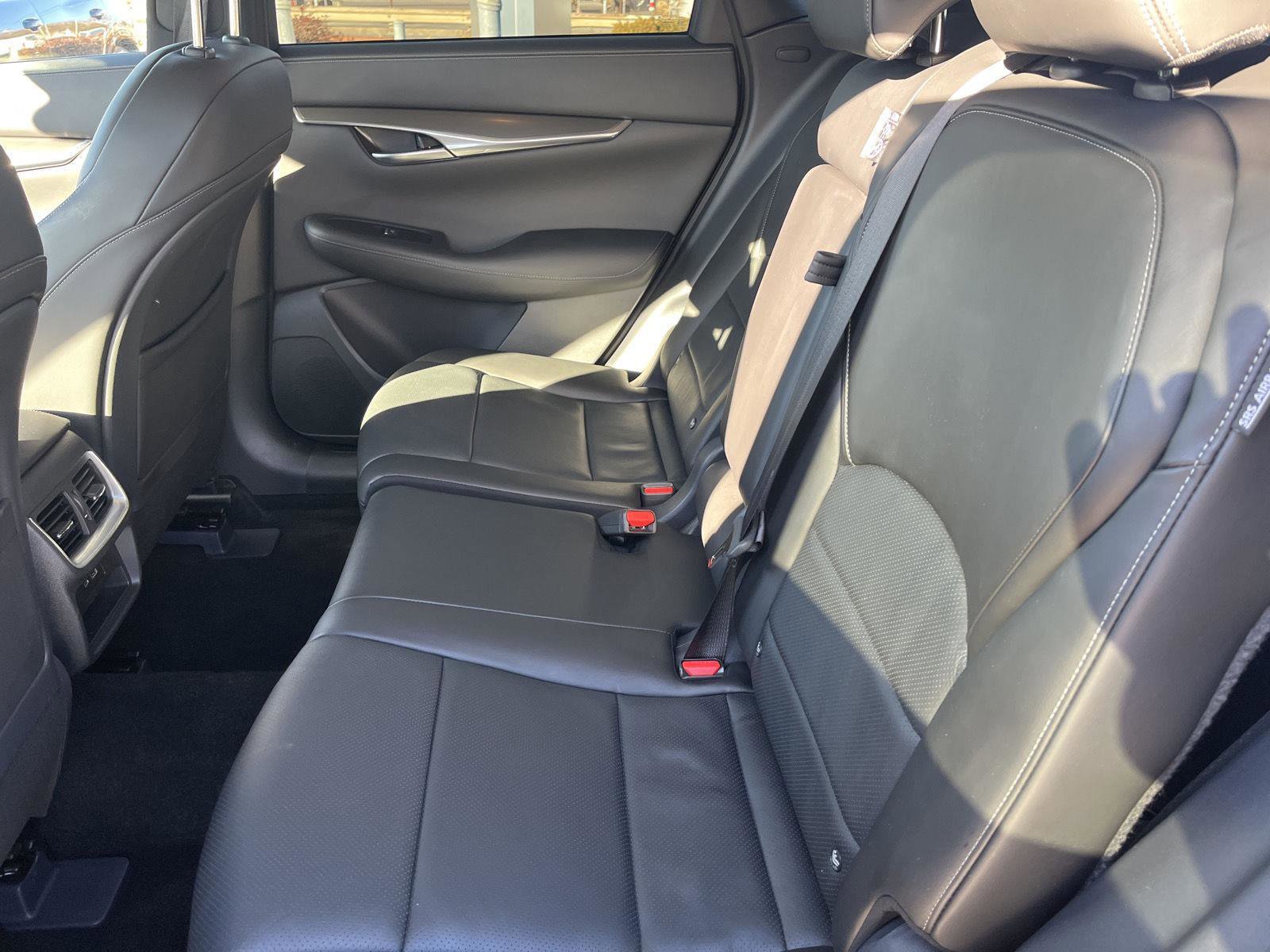 Certified 2025 INFINITI QX50 Luxe image 12