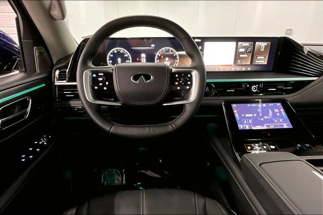 Used 2025 INFINITI QX80 Sensory AWD/4WD image 6