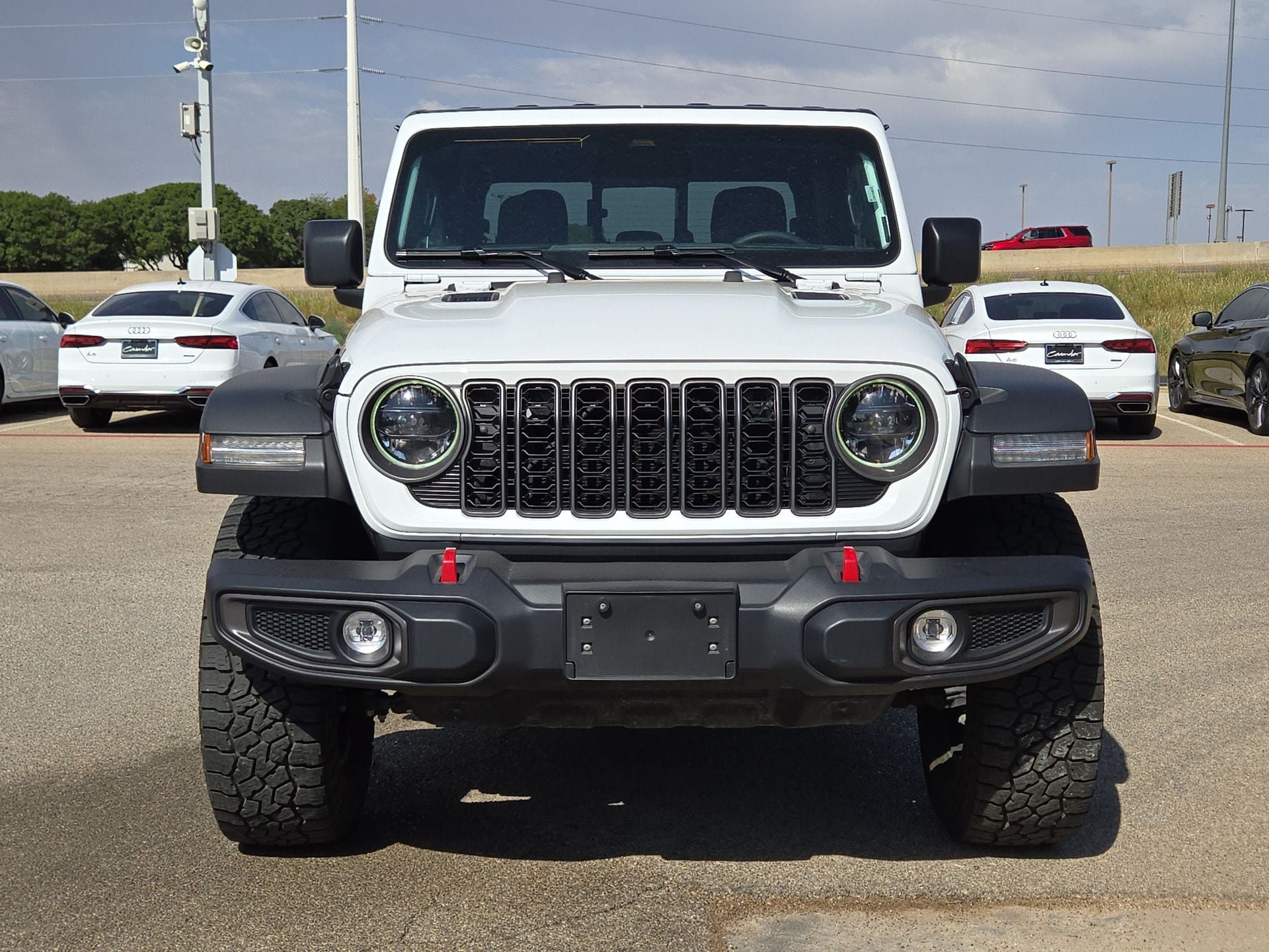 Used 2026 Jeep Gladiator Rubicon AWD/4WD image 10
