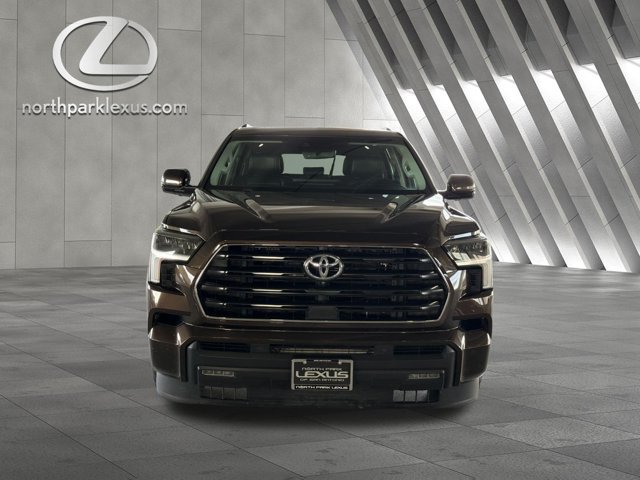 Used 2024 Toyota Sequoia SR5 w/ SR5 Premium Package AWD/4WD image 27
